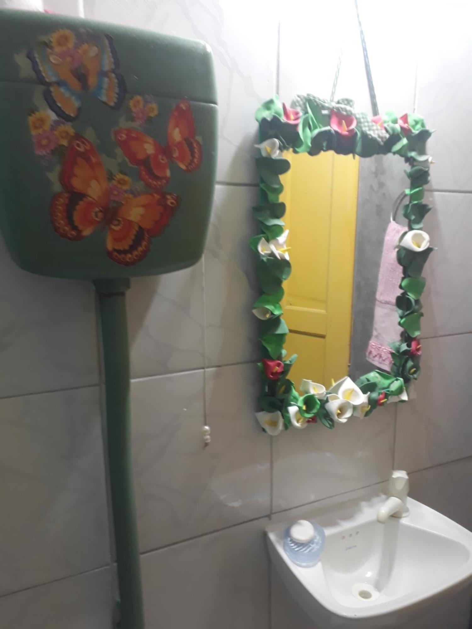 Perto Do Aeroporto De Salvador - Dona Pitanga Hostel Лауру-ди-Фрейтас Экстерьер фото