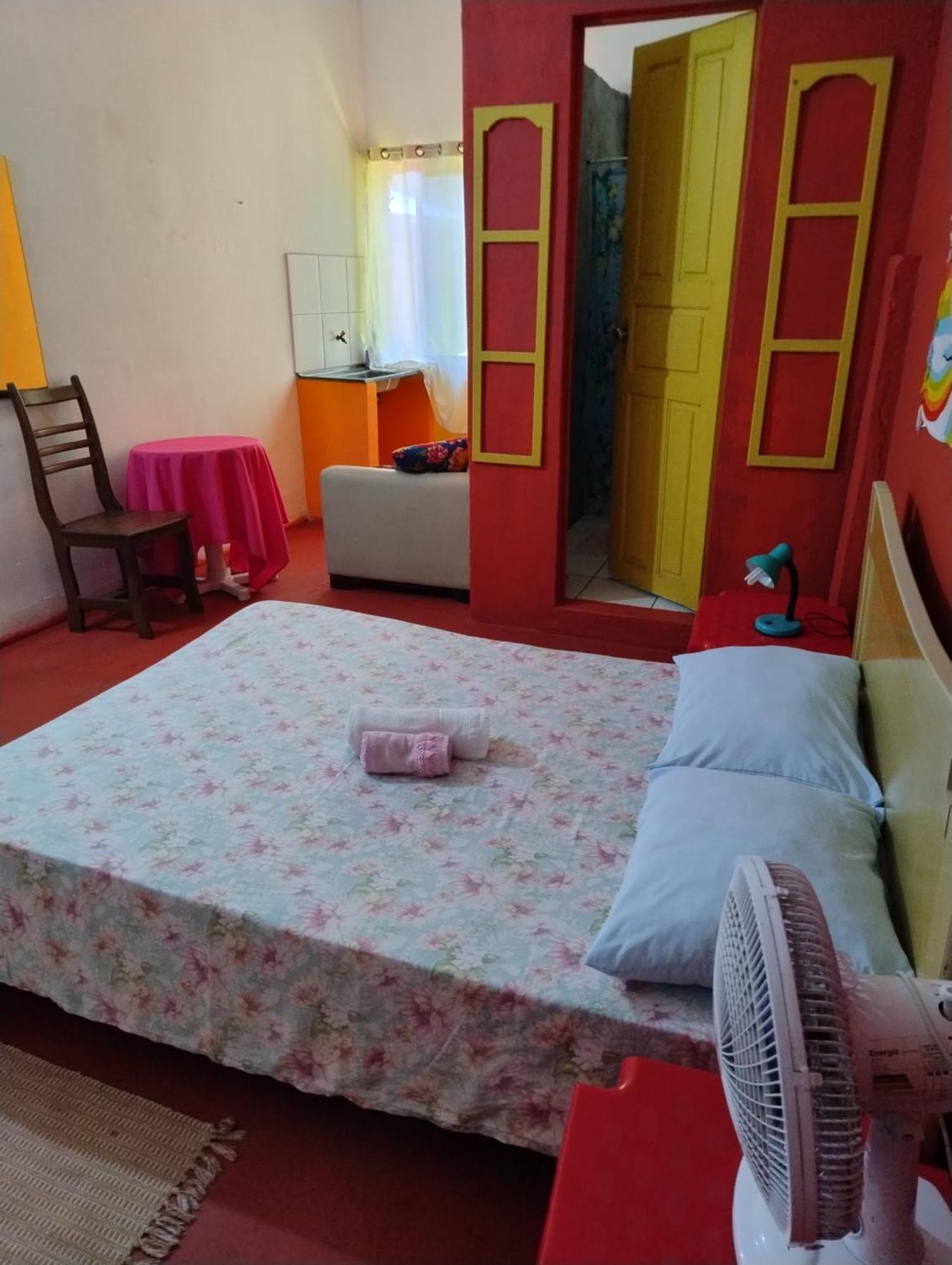 Perto Do Aeroporto De Salvador - Dona Pitanga Hostel Лауру-ди-Фрейтас Экстерьер фото